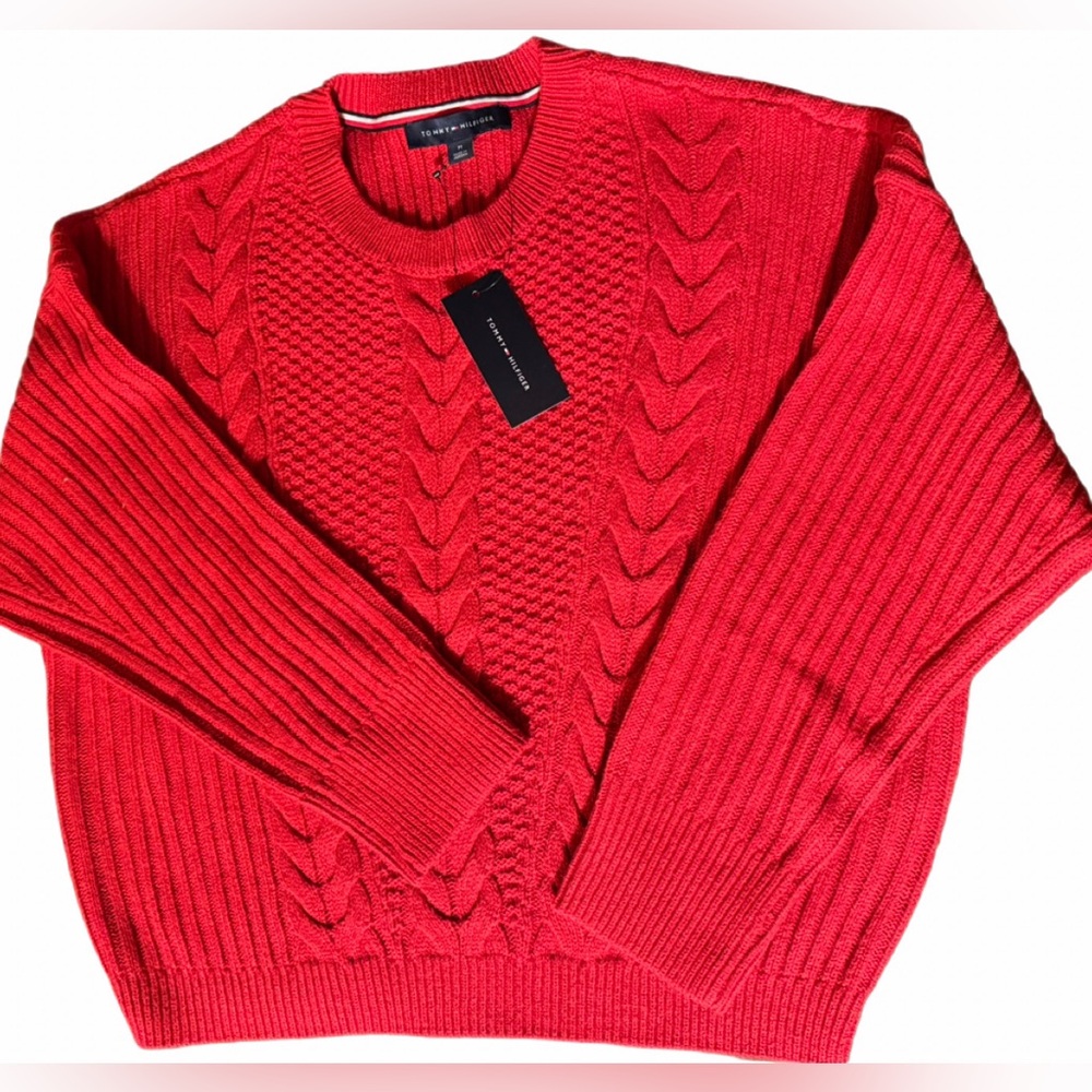 NWT Tommy Hilfiger Womens 1/4 Length wide sleeved Red Cable Knit Sweater Med
